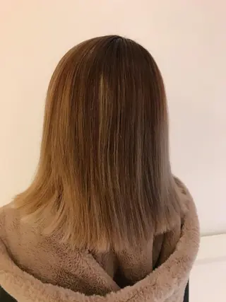 セミロング AALTO所属・秀島 拓実のヘアスタイル