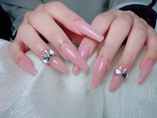 ネイル Yuxi Beauty salon 【ユーシィー ビューティ サロン】所属・ユーシーネイルサロン 池田公園店のネイルデザイン