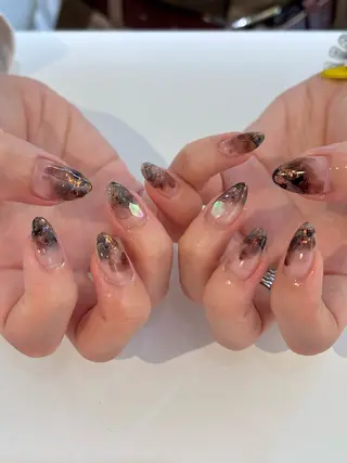 ネイル REINA .のネイルデザイン