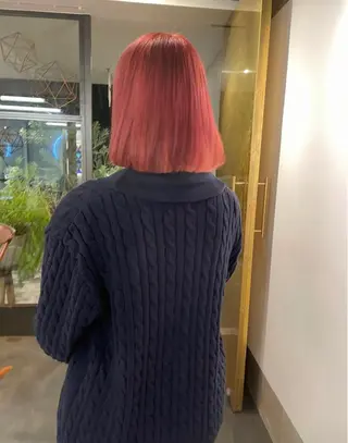 ショート カラー パーマ スパイラルパーマ 🌐hina⭐️のヘアスタイル