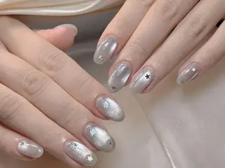 ネイル VIVIAN リサのネイルデザイン