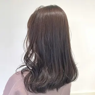 ミディアム カラー スナコザワ レナのヘアスタイル