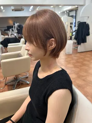 ショート ピンクカラー/ ブリーチなしRINAのヘアスタイル