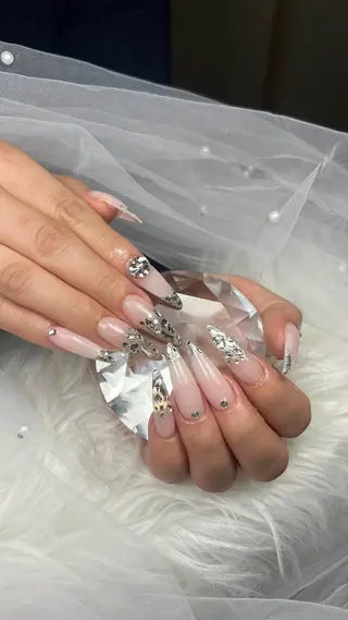 ネイル Mio_ Noiranailのネイルデザイン