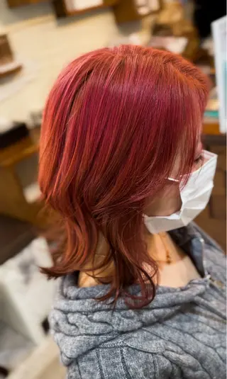 ショート 飯星慧斗 /ブリーチ、縮毛矯正のヘアスタイル