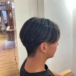 カラー メンズ 関野 大悟のヘアスタイル