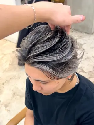 ショート カラー メンズ Mirareee tokyo所属・バレイヤージュ/ シャドウルーツ/安室のヘアスタイル