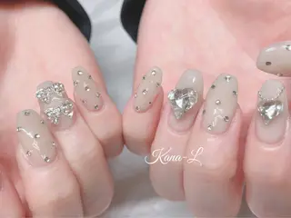 ネイル 芦辺 香奈のネイルデザイン