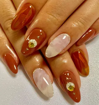 ネイル Nail&Eyelash Amour(アムール)所属・山下 愛のネイルデザイン