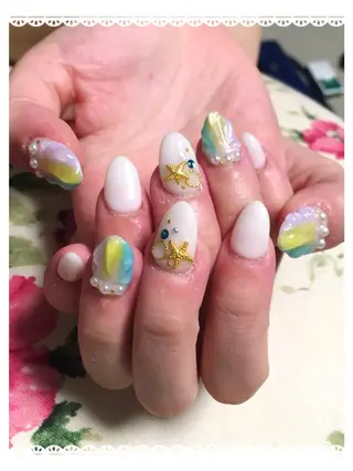 ネイル Belrouge べルージュのネイルデザイン