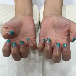 ネイル un Riche 大滝のネイルデザイン