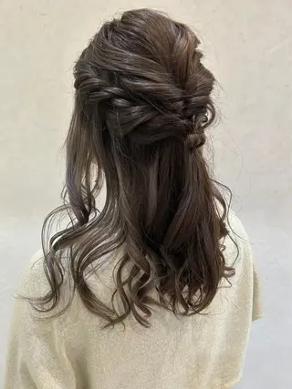 セミロング ヘアアレンジ ayumi🌈 インナーカラー🌈のヘアスタイル