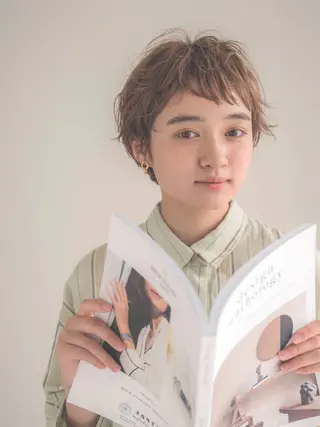 ショート カラー 川間 将彦のヘアスタイル