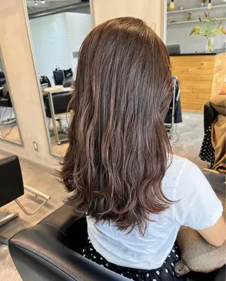セミロング 秋田 峻のヘアスタイル