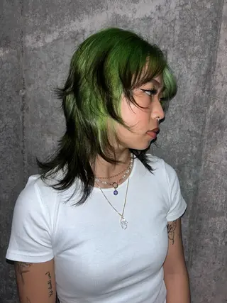 カラー 髙橋 功誠のヘアスタイル