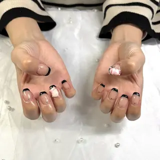 ネイル 山田 麻樹のネイルデザイン