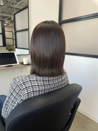 ミディアム カラー 菅野 萌愛のヘアスタイル