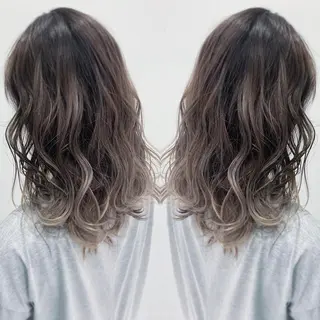 ミディアム カラー N° jillva ♦️川端裕司♦️のヘアスタイル