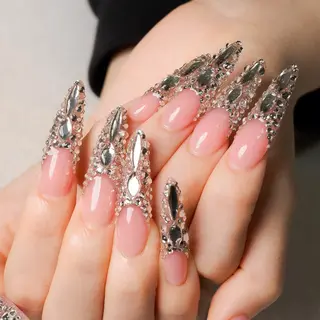 ネイル Nail Studio NEW MOON所属・NEWMOON maki_恵比寿のネイルデザイン