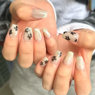 ネイル shine'an fuka🌿🫧のネイルデザイン