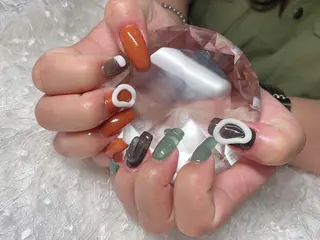 ネイル マツエク・マツパ アイブロウ Nail&eye Belire 新宿のネイルデザイン