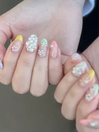 ネイル 新山 聖のネイルデザイン