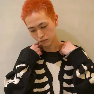 ショート カラー ブロンド／ブリーチ 【SITY.】のヘアスタイル