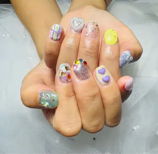 ネイル Regina レジーナのネイルデザイン