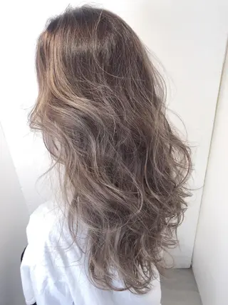 ロング カラー 田中 アキオのヘアスタイル