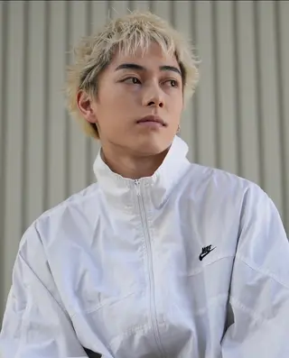 ショート カラー メンズ グランジヘア 無造作ヘアHYUGAのヘアスタイル