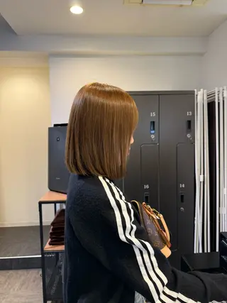 ミディアム レイヤー/艶カラー ROKUのヘアスタイル