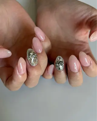 ネイル Nailsalon Olu所属・ネイリスト Nanaのネイルデザイン