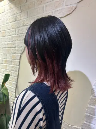 カラー 赤星 さえのヘアスタイル