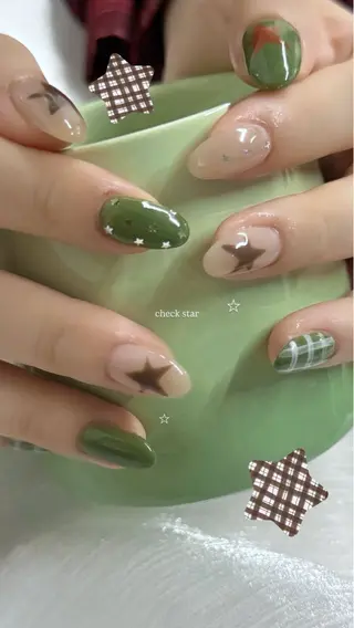 ネイル GRANDE大須 Cecil💜のネイルデザイン