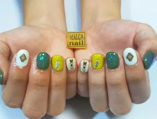 ネイル MALCAnail(マルカネイル)所属・荒木 莉奈のネイルデザイン