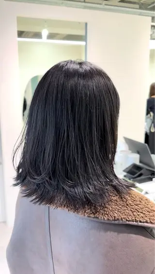 ミディアム 石井 歩/newi広島店のヘアスタイル