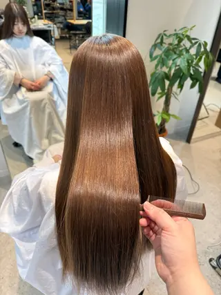 カラー mai .のヘアスタイル