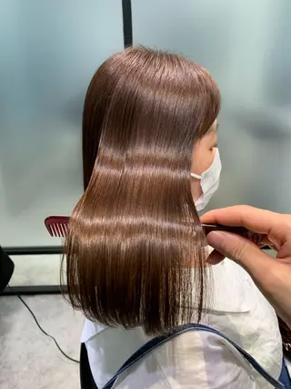 セミロング カラー 髪質改善特化 ミサワコウキのヘアスタイル