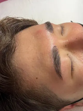 アイブロウ Plume[ﾌﾟﾘｭｰﾑ]所属・Plume ﾌﾟﾘｭｰﾑのマツエク・マツパデザイン