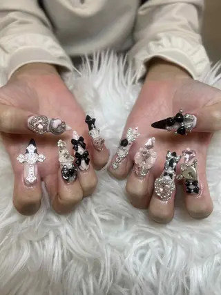 ネイル HaNa_ Noiranailのネイルデザイン