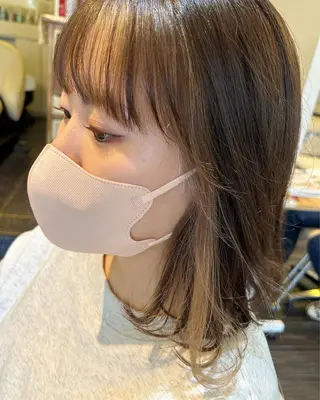 セミロング カラー DiMPlE  ディンプル所属・🌸スタイリスト 山浦美恵のヘアスタイル