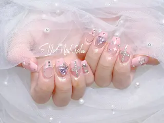 ミディアム cici nailのネイルデザイン