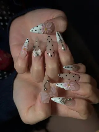 ネイル CoMo Nail Studio所属・CoMo Nailのネイルデザイン