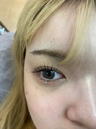 マツエク・マツパ MISAKI🫧🎠 PLUSEYE新宿東のマツエク・マツパデザイン