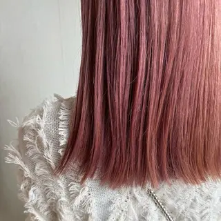 セミロング カラー 五反田 綾里のヘアスタイル