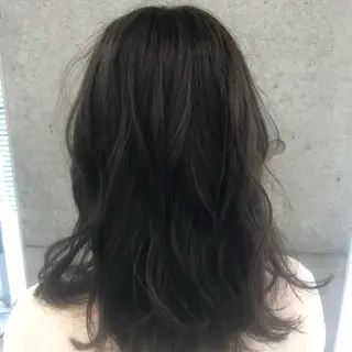 ロング カラー 伊東 咲織のヘアスタイル