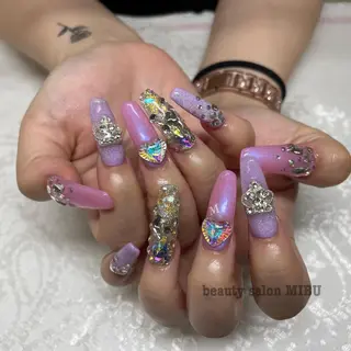 ネイル Sunny.Roa fujiのネイルデザイン