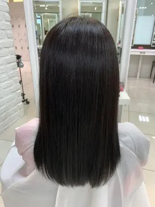 ミディアム カラー 【センターパート/ マッシュ】ryokaのヘアスタイル