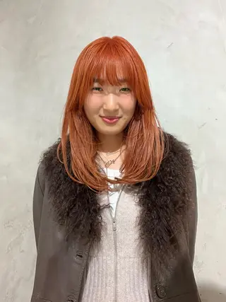 ロング カラー 🦮shiori アイドルオタク🦮のヘアスタイル