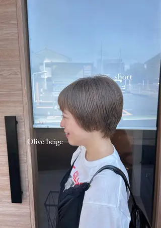 ショート カラー MINX The pass所属・透明感ケアカラー/ レイヤー/ryokaのヘアスタイル